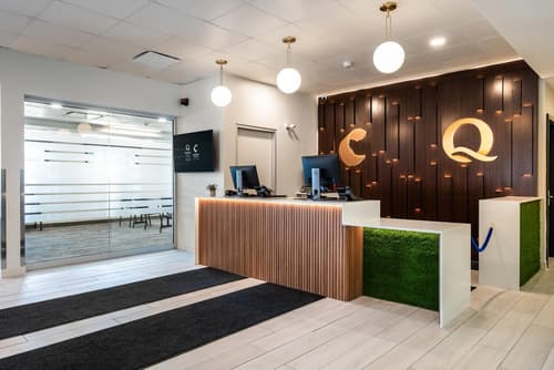 Comfort Suites Kingston Central, Lobby