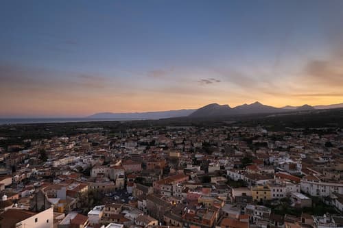 Su Barchile, Exterior