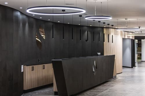 Salina Hotel, Reception