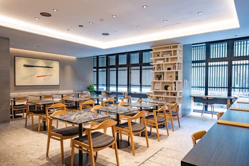 Oakwood Hotel Oike Kyoto, Cafe