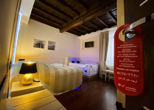 Campo Marzio Hotelier, Private spa tub