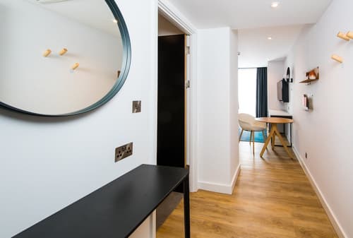 Staybridge Suites Cardiff by IHG, Room