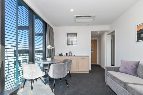 Christchurch City Hotel, Room