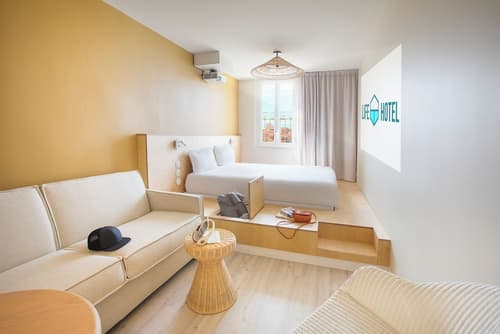 Hôtel LIFE Marseille VP Vieux-Port, Room