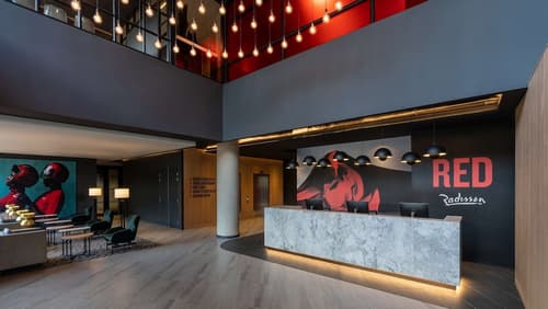 Radisson RED Hotel, Johannesburg Rosebank, Reception