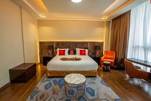 Hôtel Fleur de Lys Point E, Room