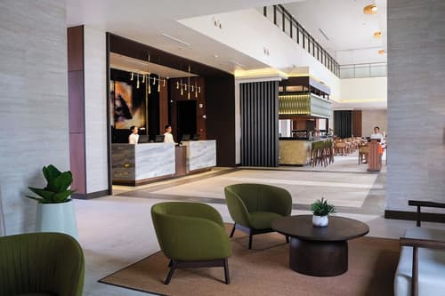 Seda Abreeza - Newly Renovated, Lobby