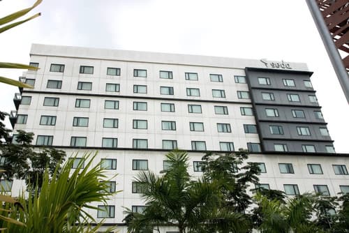 Seda Abreeza - Newly Renovated, Exterior