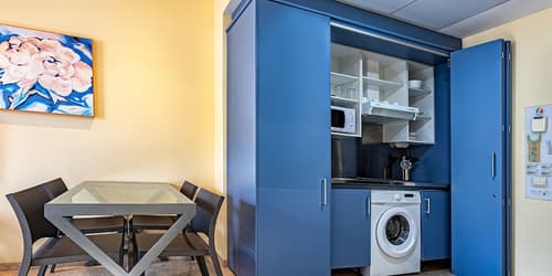 Apartamentos Vértice Sevilla Aljarafe, Room