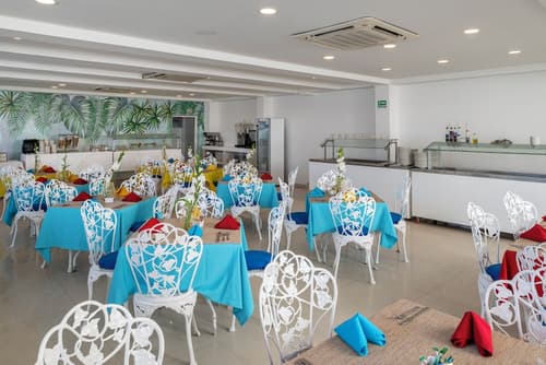 Hotel El Dorado, Reception