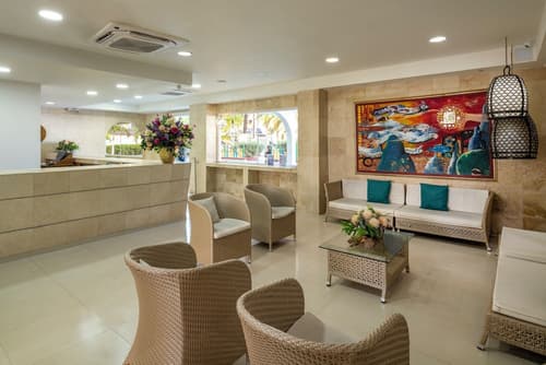 Hotel El Dorado, Reception