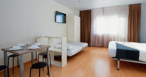 Vertice Roomspace Madrid, Room