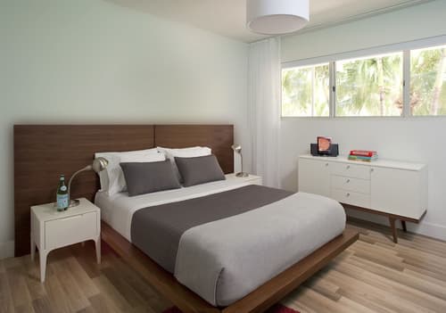 1818 Meridian House Apartments and Suites by Eskape Collection, Room