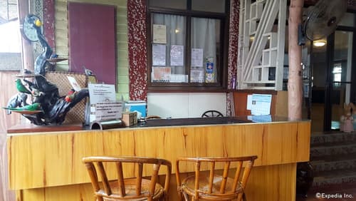 Lola Itang Pension, Reception