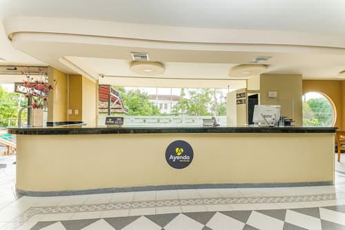 Hotel Casa Ballesteros, Reception