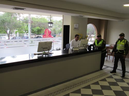 Hotel Casa Ballesteros, Reception