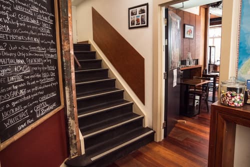 U Boutique Hotel Wellington, Interior entrance