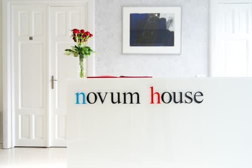 Novum House, Lobby