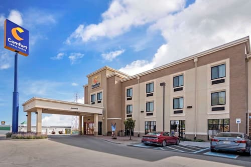 Comfort Inn & Suites, Primary image