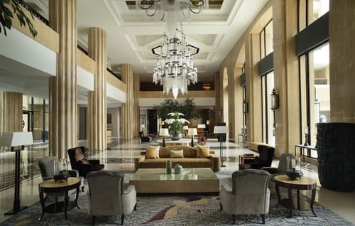 Hotel Tentrem Yogyakarta, Lobby sitting area