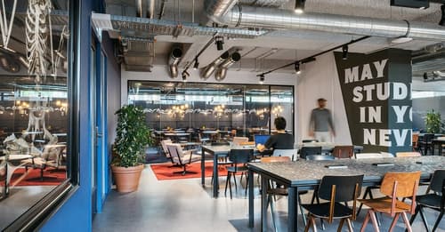 The Social Hub Amsterdam West, Breakfast area