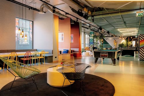 The Social Hub Amsterdam West, Reception