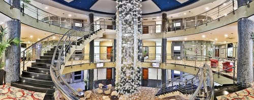 Kings Park Hotel, Lobby lounge