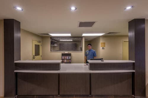Candlewood Suites Midwest City by IHG, Lobby