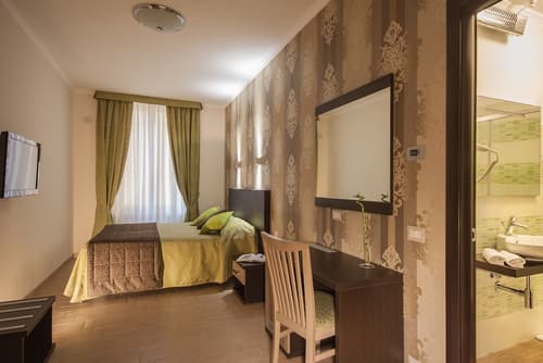 Rome King Suite, Room