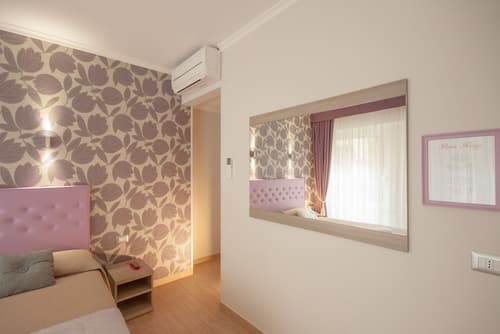 Rome King Suite, Room