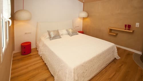 Golden Sun Hotel, Room