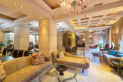 Olympus Mediterranean, Lobby sitting area