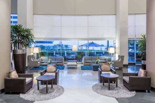 Wyndham Guayaquil Puerto Santa Ana, Lobby