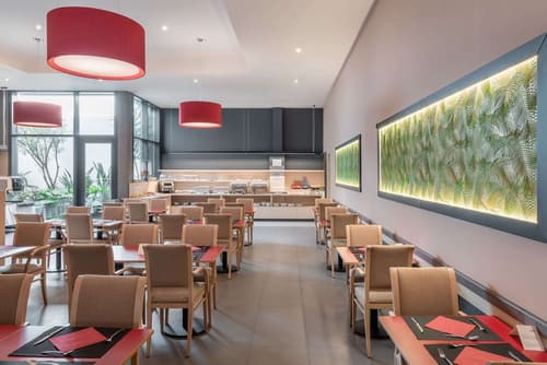 Petit Palace Trencadis, Restaurant