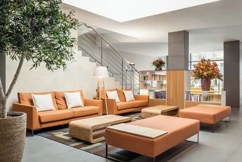 Petit Palace Trencadis, Primary image