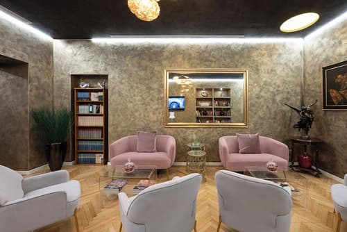 Hotel Caravita, Lobby sitting area