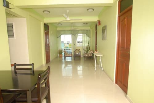 House Clover, Living area