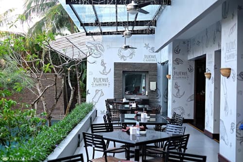 Blue Sky Hotel, Garden