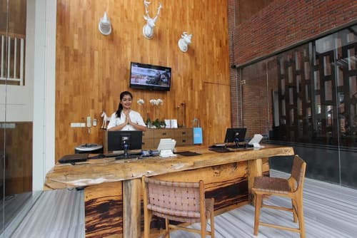 Ossotel Legian Bali, Check-in/check-out kiosk