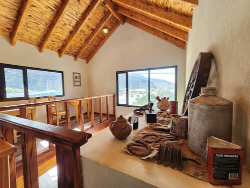 Hosteria El Paraiso, Lobby sitting area