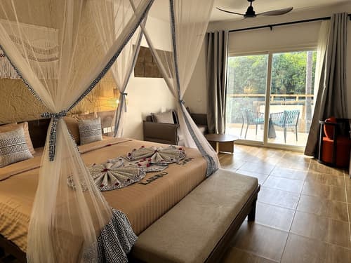 Reef & Beach Resort, Room