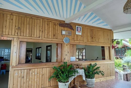 Palm Point Village, Reception