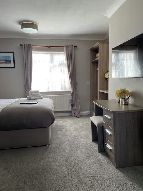 Glasha Meadows, Primary image