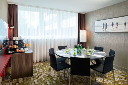 Dorint Airport-Hotel Zürich, Room