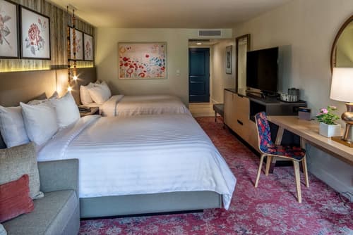 Cliffrose Springdale, Curio Collection by Hilton, Room