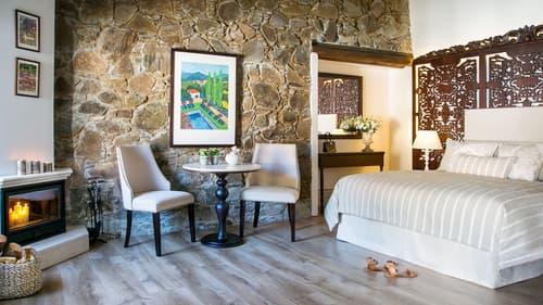 Casale Panayiotis, Room