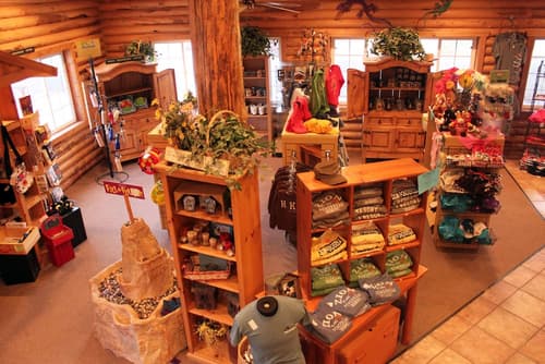 Zion Ponderosa Ranch Resort, Lobby lounge