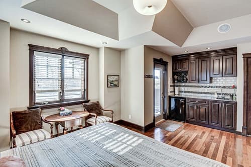 Westmount River Inn, Room