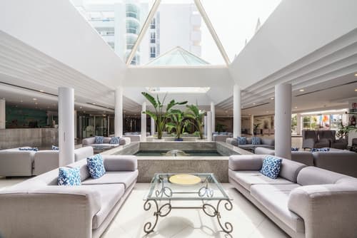Alua Gran Camp de Mar Hotel, Lobby sitting area