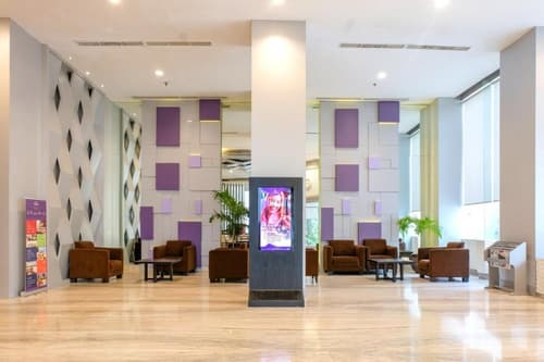 Almadera Hotel Makassar, Lobby
